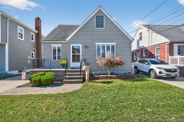 242 James ST, Franklin Square, NY 11010