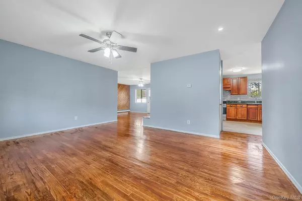 Port Jefferson Station, NY 11776,55 Clifton PL