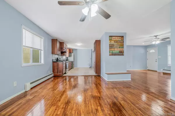 Port Jefferson Station, NY 11776,55 Clifton PL