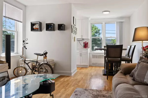 Bronx, NY 10470,205 E 238th ST #2C