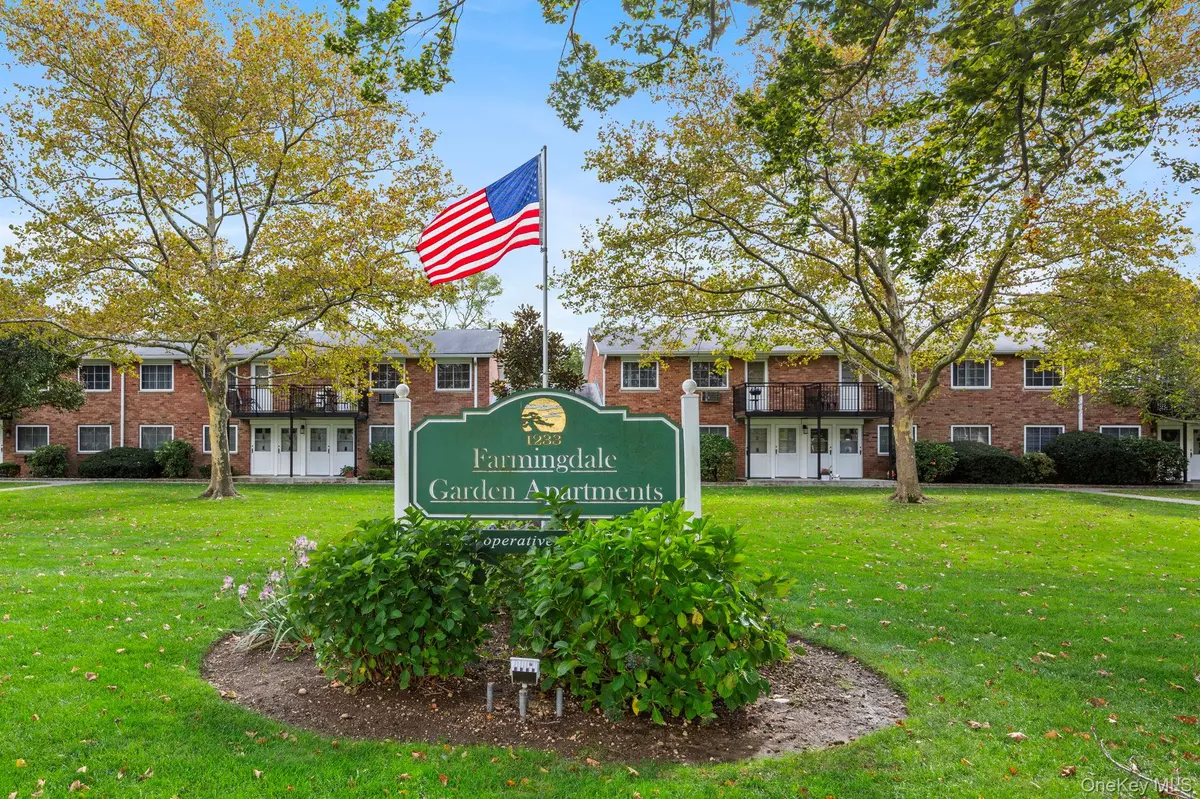 Farmingdale, NY 11735,1233 Melville RD #54