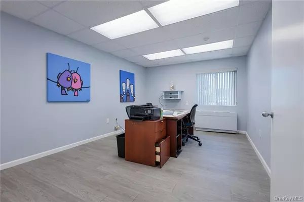 New City, NY 10956,86 Maple AVE