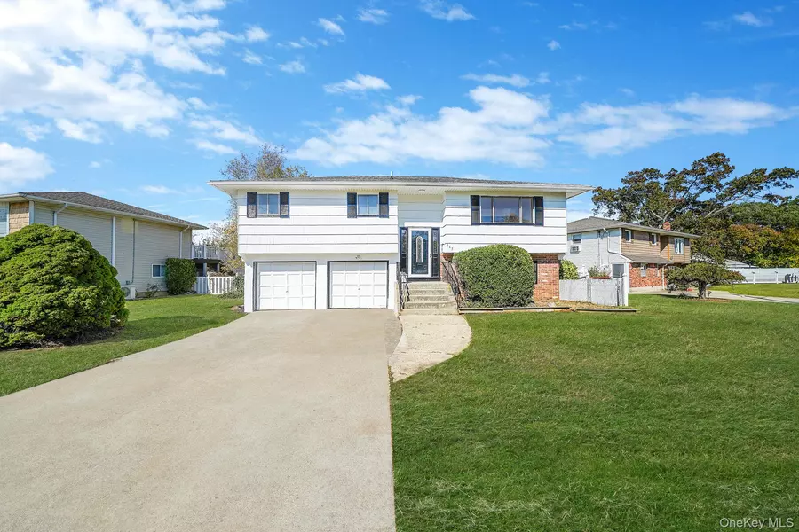 265 Kellum ST, West Babylon, NY 11704