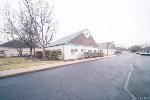 3 Hatfield LN #2A, Goshen, NY 10924