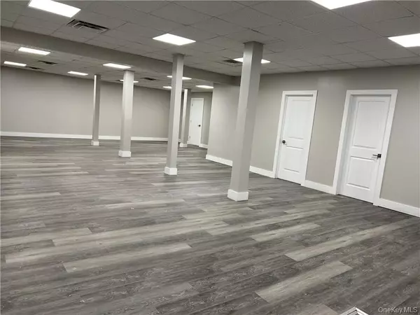 Middletown, NY 10940,248 North ST #1