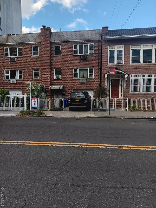 2587 Sedgwick AVE #2, Bronx, NY 10468