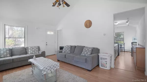 Sound Beach, NY 11789,59 Curtis DR