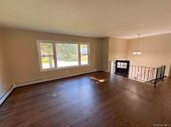 Poughkeepsie, NY 12603,20 Greenfield ST