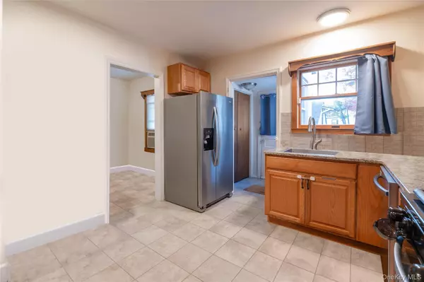 West Nyack, NY 10960,4 Francis AVE