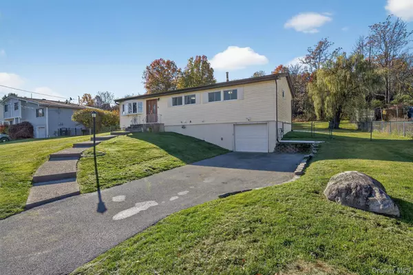 Goshen, NY 10924,27 Cherrywood DR