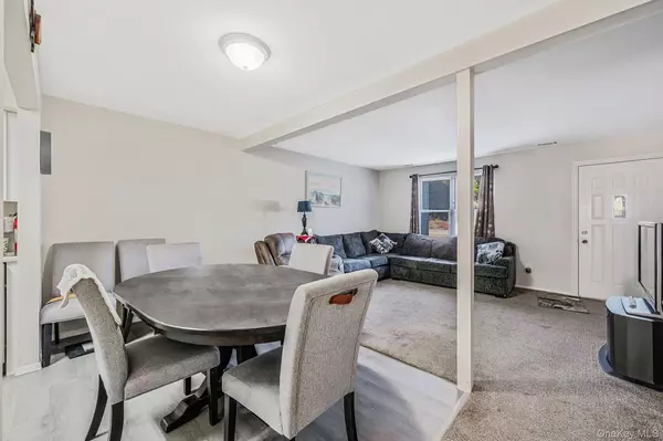 Rocky Point, NY 11778,63 Rocky Point Yaphank RD #80