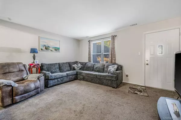 Rocky Point, NY 11778,63 Rocky Point Yaphank RD #80