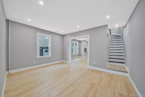 Richmond Hill S., NY 11419,101-47 131st ST