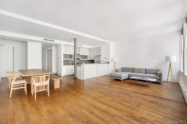 102 Fulton ST #0, New York (manhattan), NY 10038