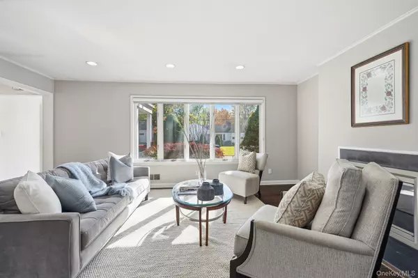 New Rochelle, NY 10804,52 Rogers DR