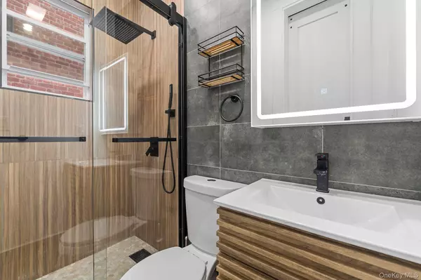 Forest Hills, NY 11375,110 Walnut ST