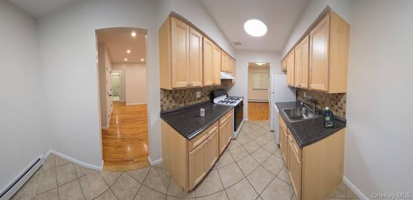 Pomona, NY 10970,15 Brevoort DR #1B