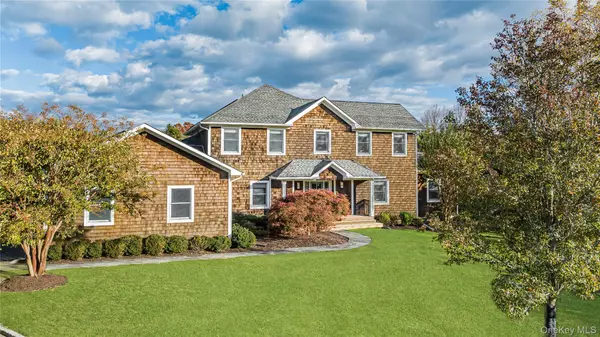 Southold, NY 11971,450 Sterling Woods LN