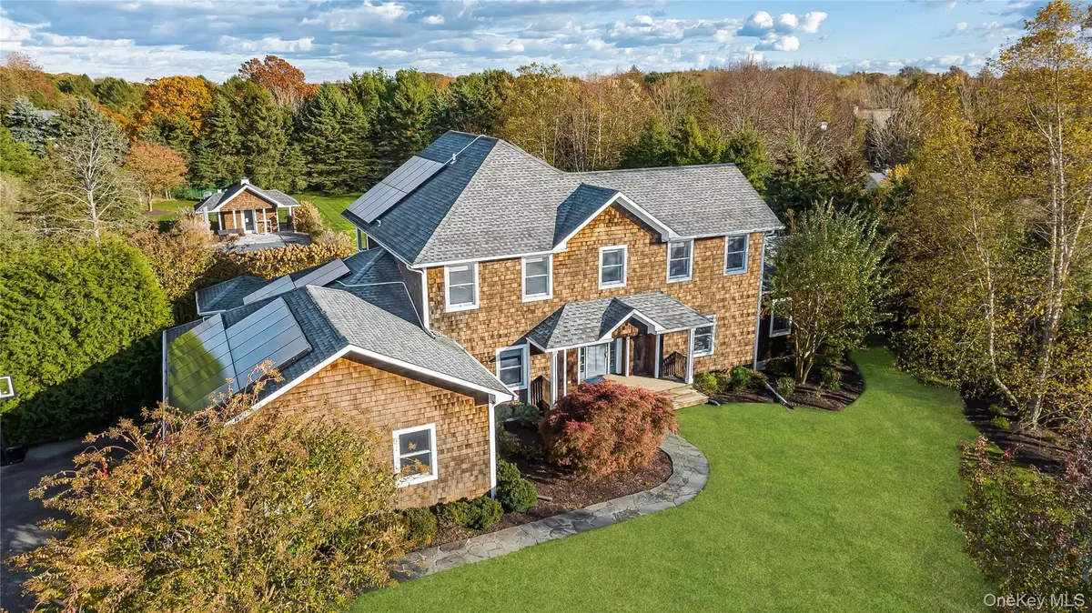 Southold, NY 11971,450 Sterling Woods LN