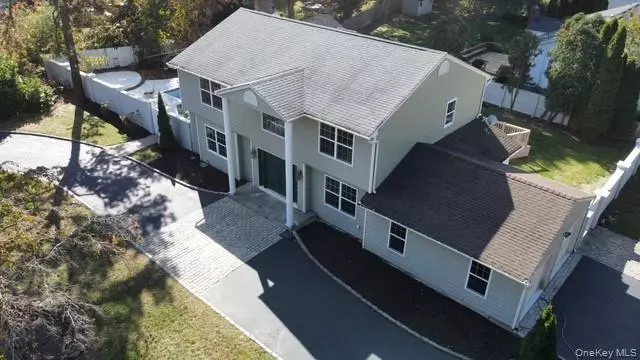 Lake Grove, NY 11755,2 Patricia LN