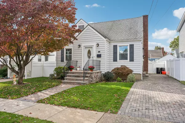 Franklin Square, NY 11010,215 Harrison AVE