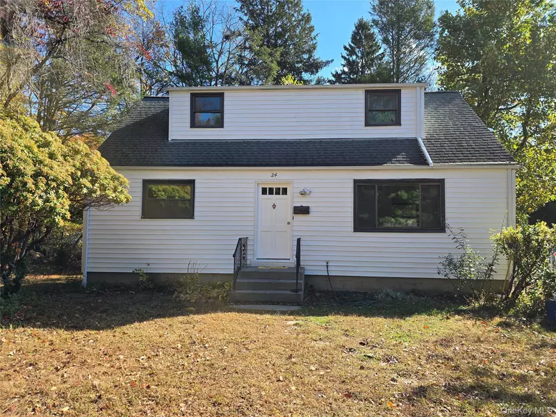 24 Oakbrook RD, Ossining, NY 10562