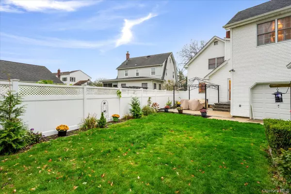 Patchogue, NY 11772,51 Marvin ST