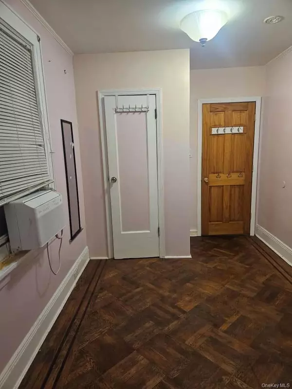 Jamaica, NY 11435,13929 87th RD