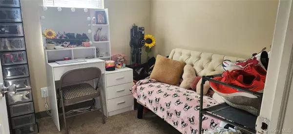 Bohemia, NY 11716,75 Minuteman DR