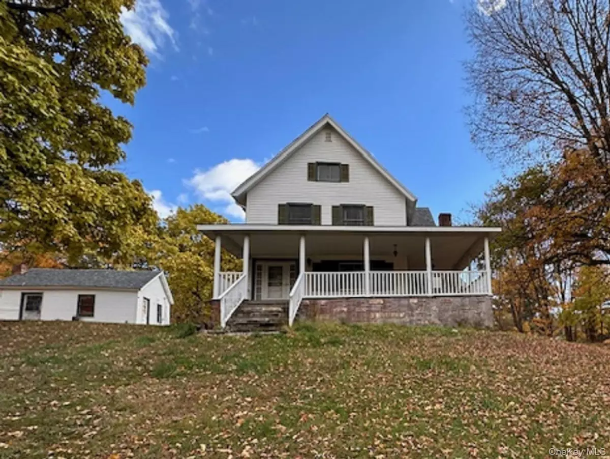 Highland, NY 12528,340 Vineyard AVE