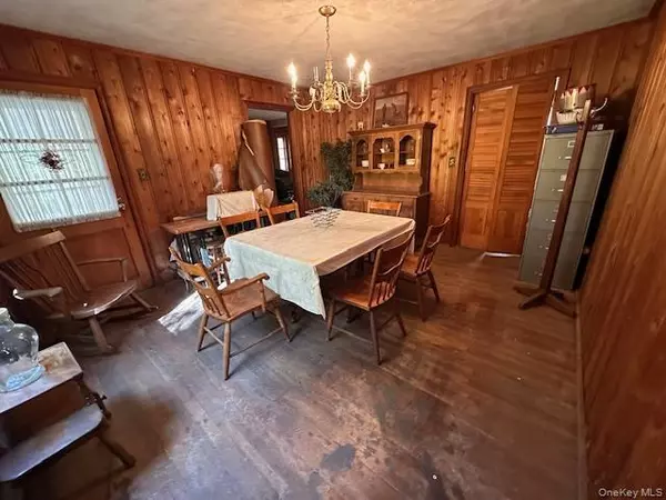 Highland, NY 12528,340 Vineyard AVE