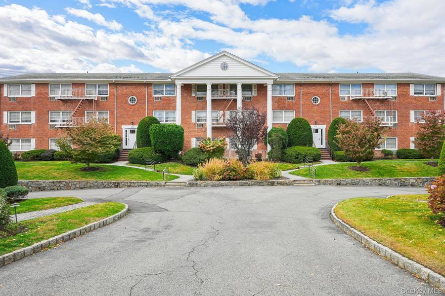 57 Maple AVE #2B, Hastings-on-hudson, NY 10706