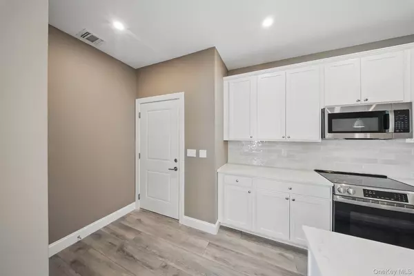 Middletown, NY 10940,6 Giada LN #8