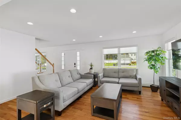 Baiting Hollow, NY 11933,16 Mastro CT