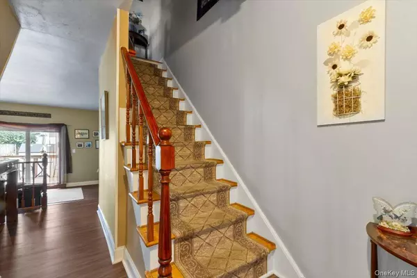 Bronx, NY 10465,1012 Vincent AVE