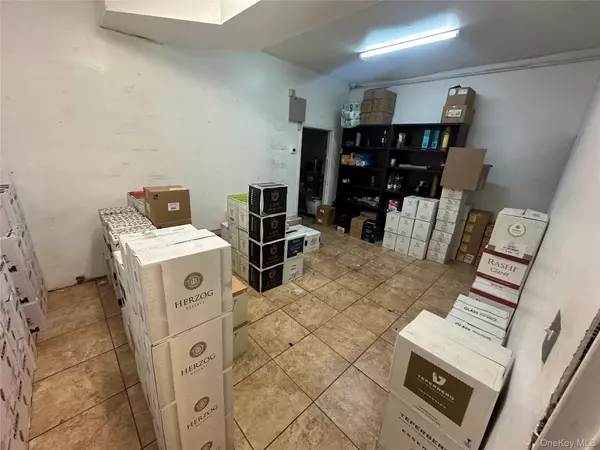 Kew Garden Hills, NY 11367,144-22 Jewel