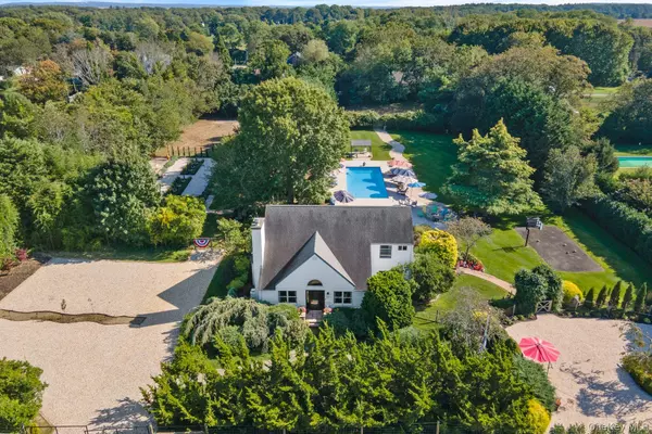 525 South Harbor RD, Southold, NY 11971