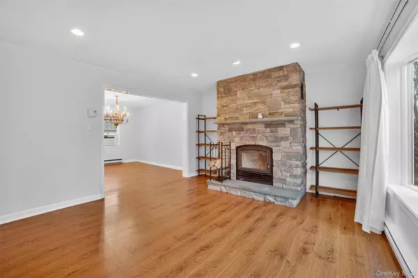 Mahopac, NY 10541,7 Richard RD