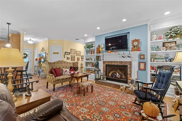 Jamesport, NY 11901,898 Peconic Bay BLVD