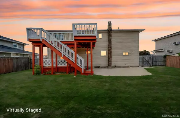 Massapequa, NY 11758,76 Hamilton AVE