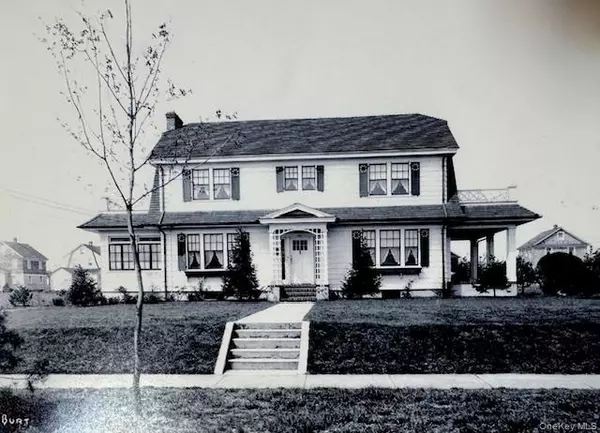 Mineola, NY 11501,331 Mineola BLVD