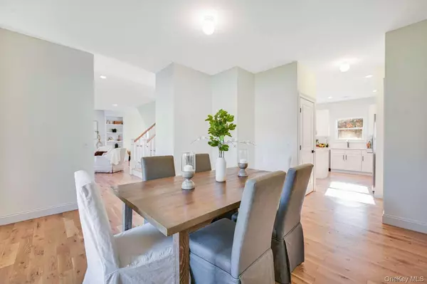 Medford, NY 11763,63 Gray AVE