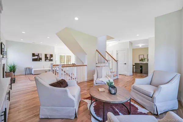 Medford, NY 11763,599 Robeson Place