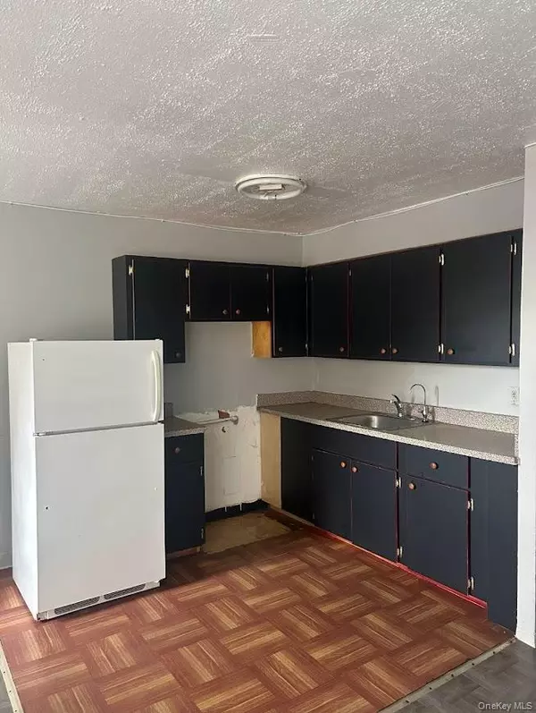 Hempstead, NY 11550,600 Fulton AVE #6B