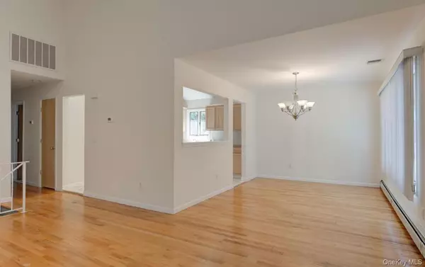 Bayville, NY 11709,11 7th ST