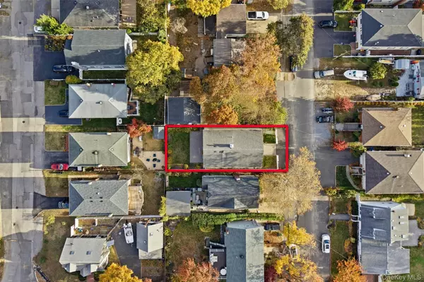 Bayville, NY 11709,11 7th ST