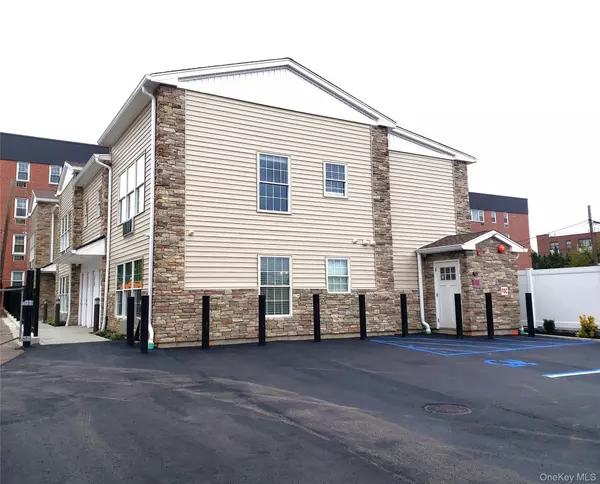 71 N Main ST #C, Freeport, NY 11520