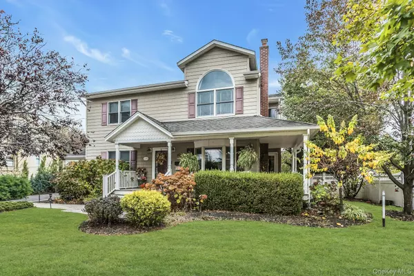 Northport, NY 11768,40 Burt AVE