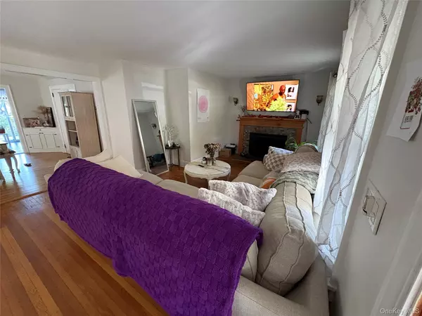 Huntington, NY 11743,45 Central Pkwy