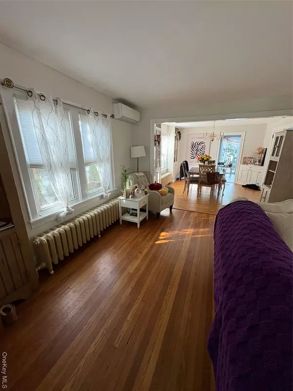 Huntington, NY 11743,45 Central Pkwy